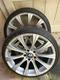 BMW, gomas y rines en venta.