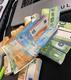ofrece préstamos financieros