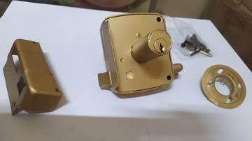 img0