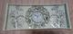 Reloj de pared con adornos