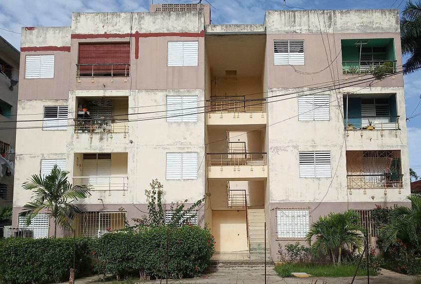 Viviendas > Casas en venta VENDO APARTAMENTO DE 3 CUARTOS EN EL CERRO
