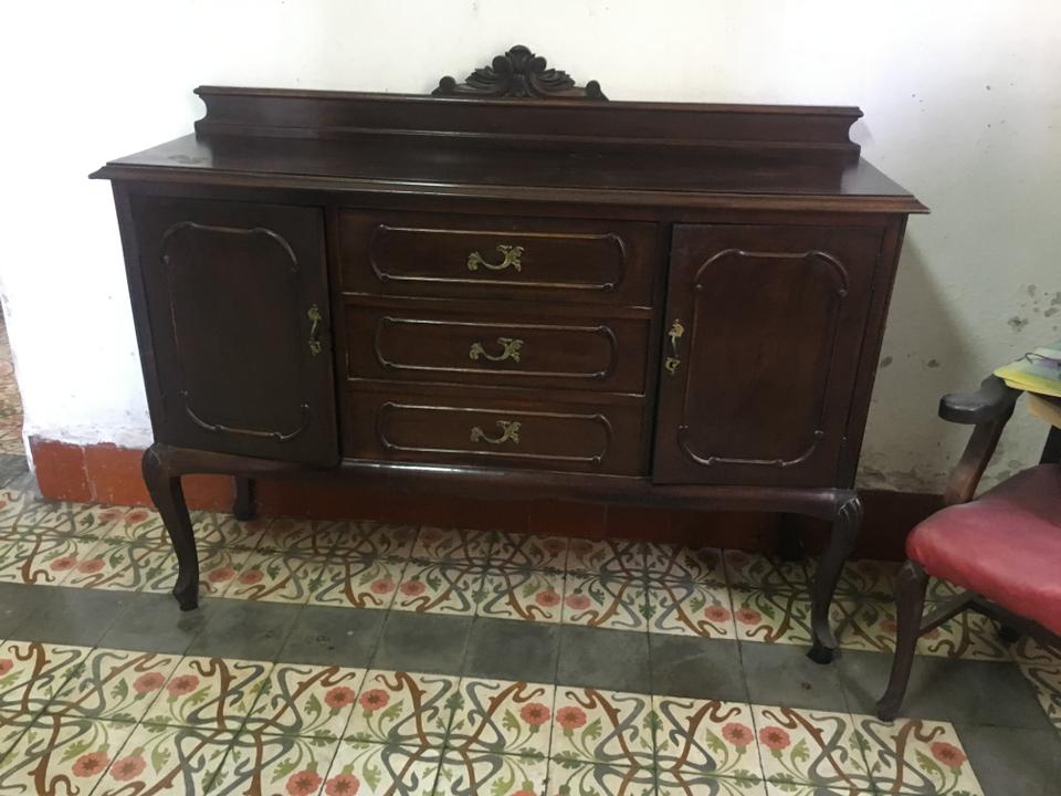 Se Vende > Antigüedades / Colecciones Se venden muebles antiguos en La
